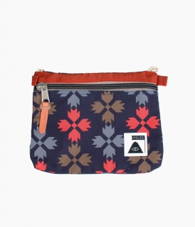 ��POLeR��LARGE POUCHES BPP