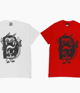 ��Deviluse��Freak Out D T-shirts