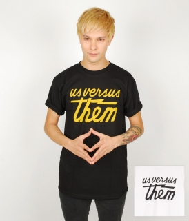 ��Us Versus Them��S/S TEE MAGNUM SP15