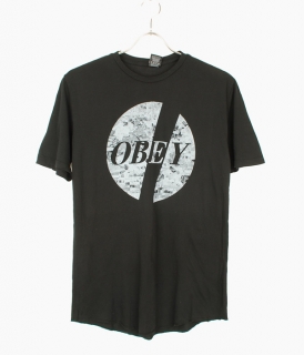 <img class='new_mark_img1' src='//img.shop-pro.jp/img/new/icons24.gif' style='border:none;display:inline;margin:0px;padding:0px;width:auto;' />�� 40%OFF! �ۡ�OBEY��GLITCH GARDEN BOWERY TEES