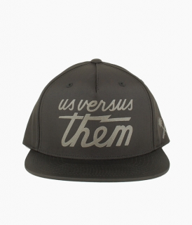<img class='new_mark_img1' src='//img.shop-pro.jp/img/new/icons24.gif' style='border:none;display:inline;margin:0px;padding:0px;width:auto;' />�� 50%OFF! �ۡ�Us Versus Them��MAGNUM REFLECTIVE CAP
