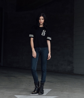 <img class='new_mark_img1' src='//img.shop-pro.jp/img/new/icons24.gif' style='border:none;display:inline;margin:0px;padding:0px;width:auto;' />�� 40%OFF! �ۡ�REBEL8��WOMENS SHORT SLEEVE SWEATER LOGO TEE
