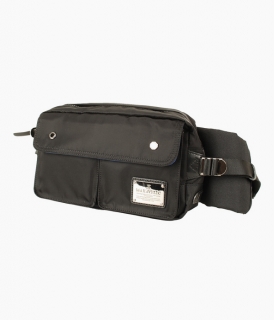 �� MAKAVELIC ��SIERRA DOUBLE POCKET BODYBAG